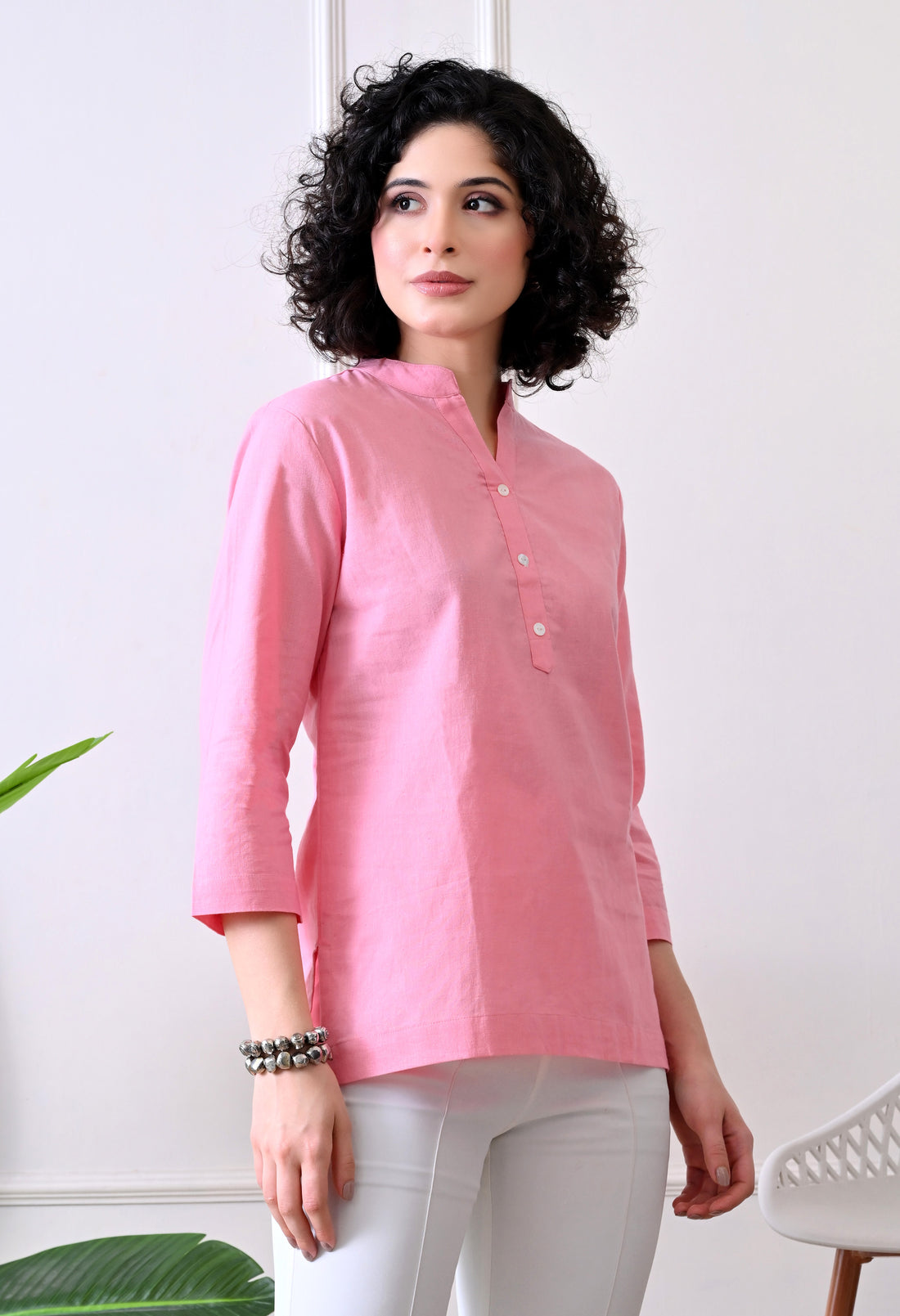 Light Pink Airy Solid Linen Comfortable Short Kurta