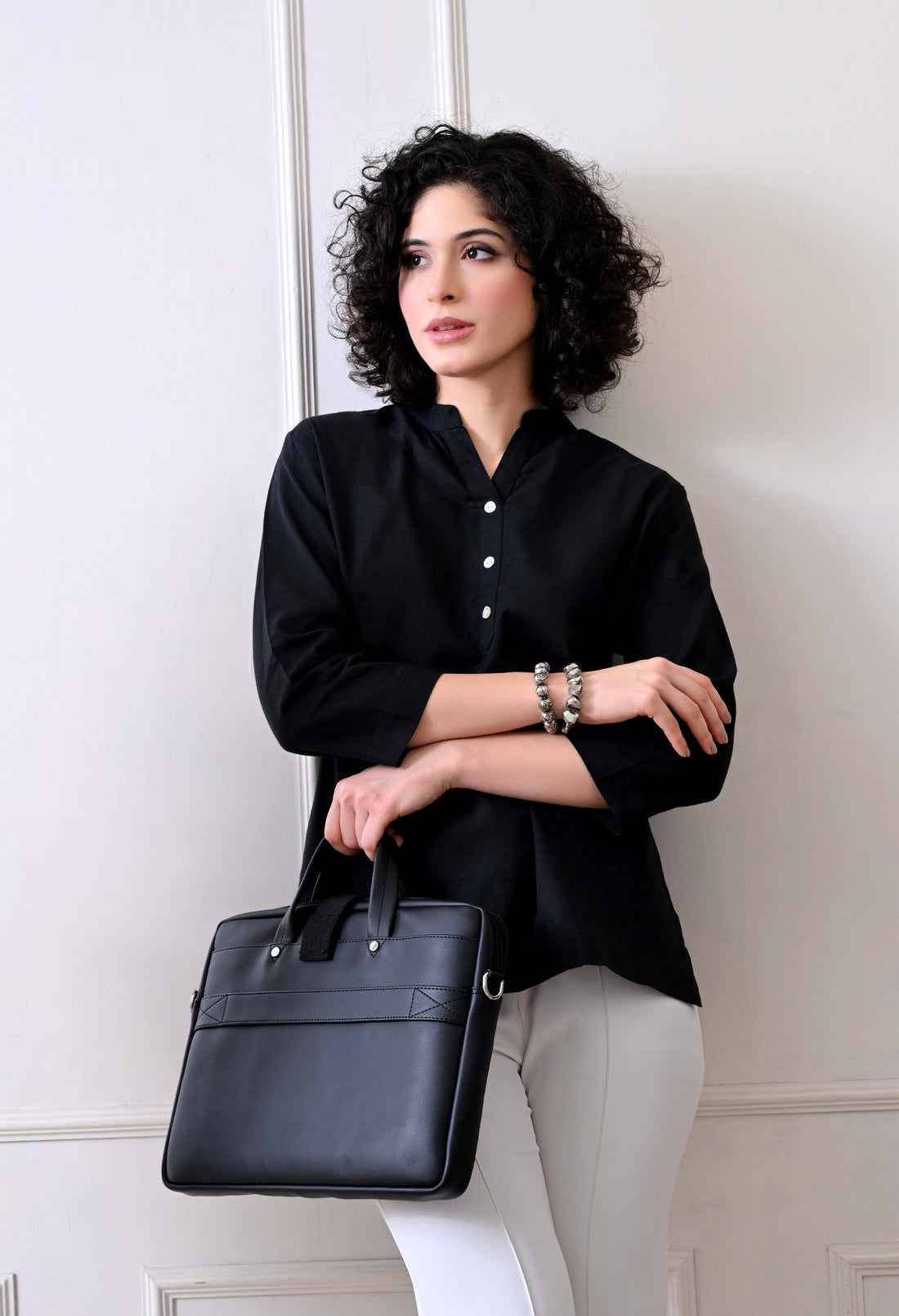 Black Airy Solid Linen Comfortable Short Kurta